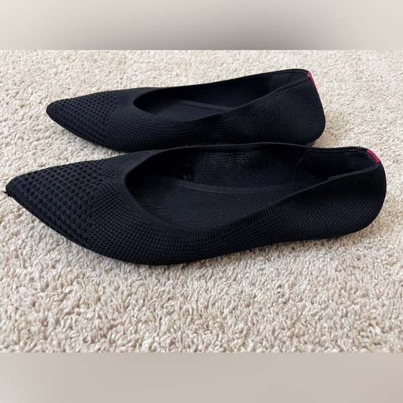 Serra Women's Ribbed Knit Pointed Toe Black Flats casual size 8 - Picture 3 of 9